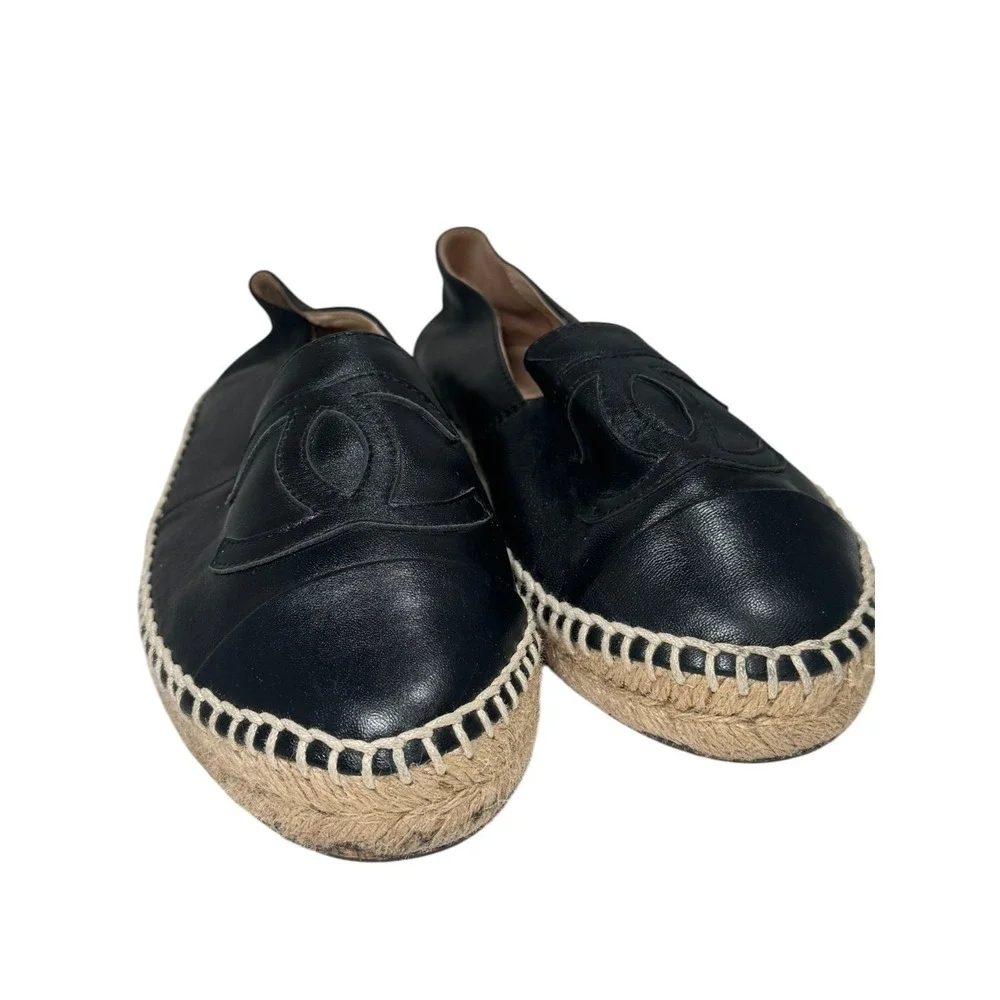 Chanel CC Lambskin Espadrilles 38 Black Leather Logo Flats Slip On - Picture 10 of 15